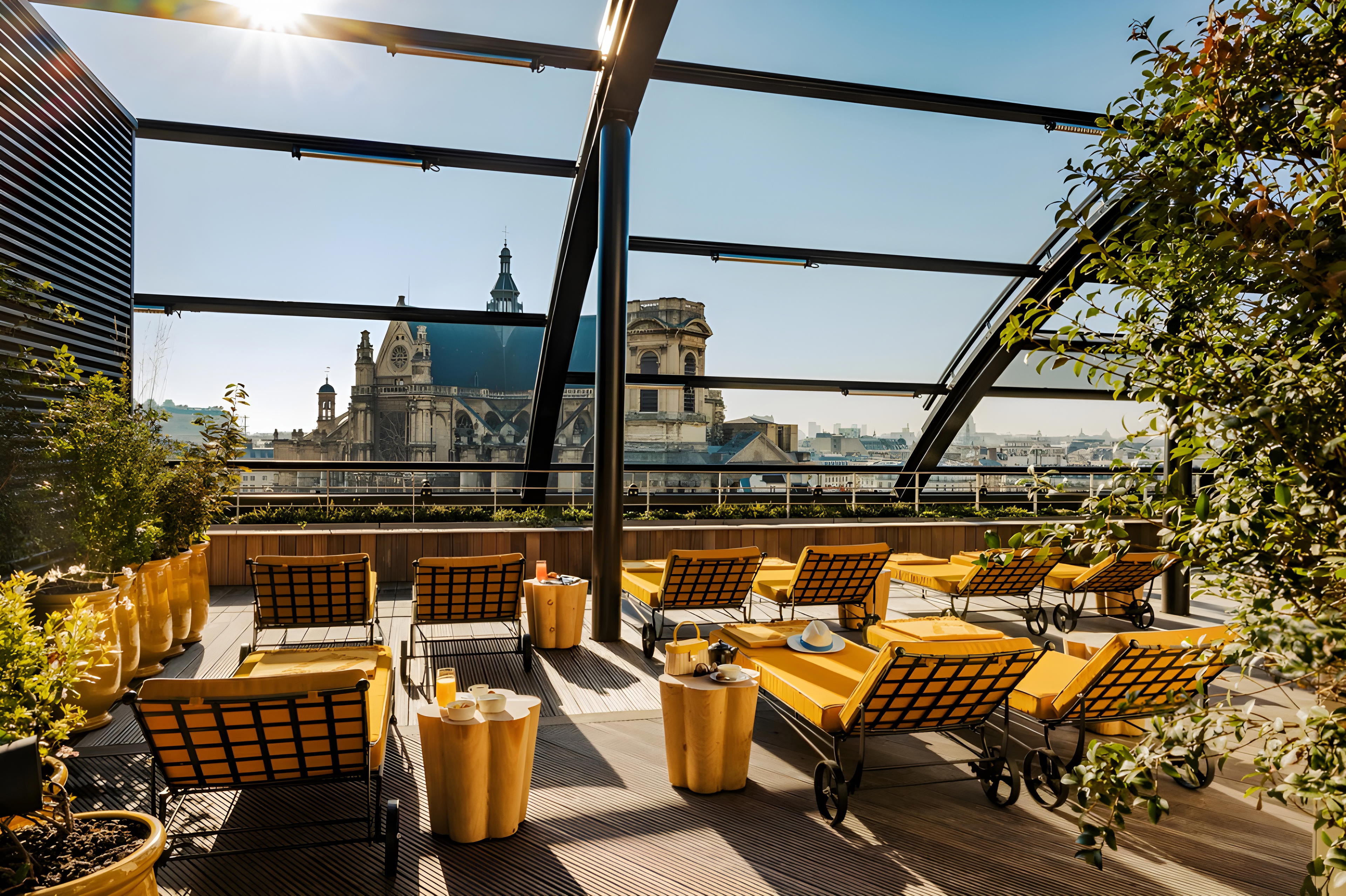 Top 10 Rooftop Bars in Paris for Drinks, Views, and Vibes